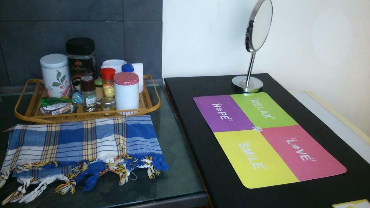 Kingsize Bed 2X2,20 Comfort Super Wifi 70 Mbps Studio! Thessalonique Extérieur photo