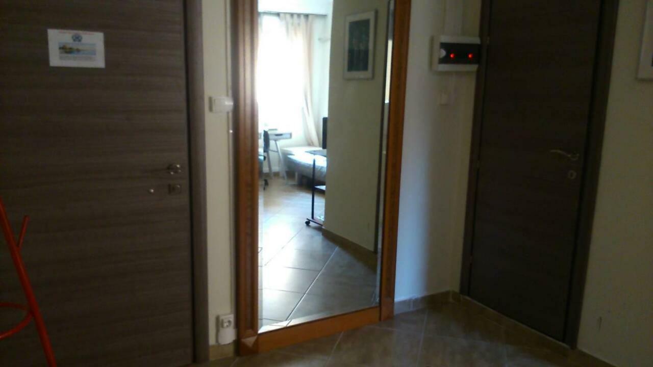 Kingsize Bed 2X2,20 Comfort Super Wifi 70 Mbps Studio! Thessalonique Extérieur photo