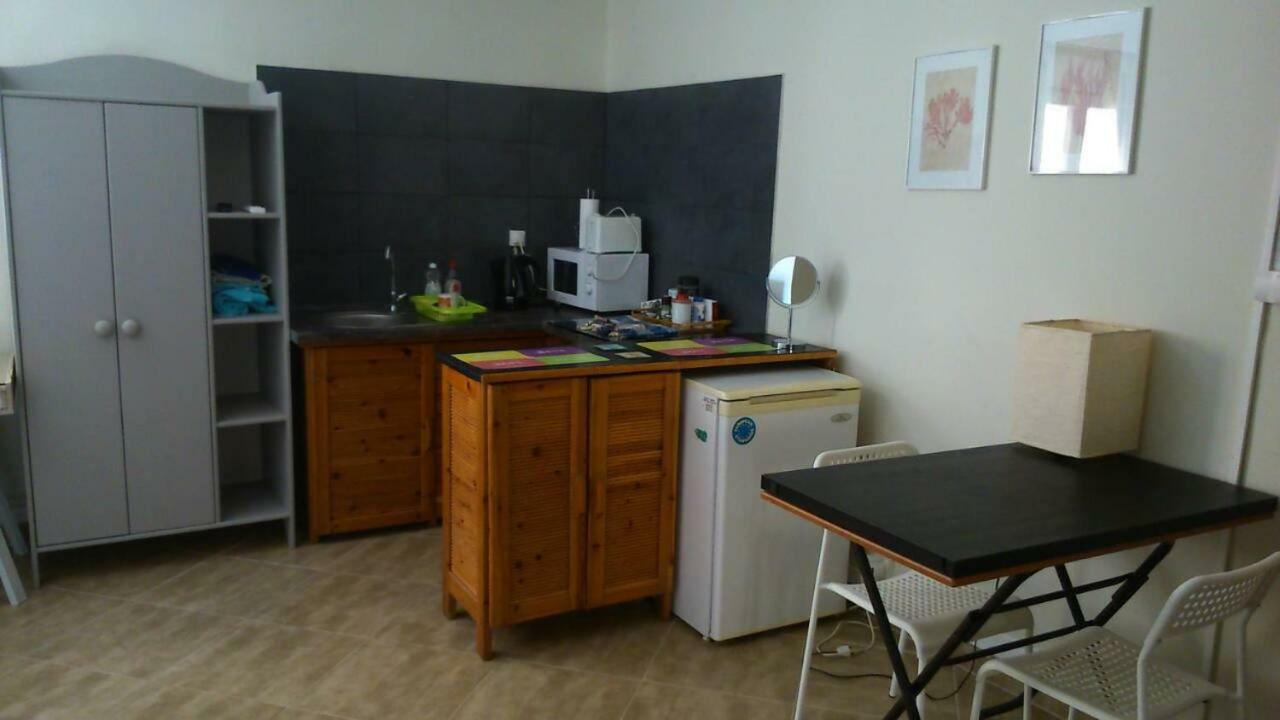 Kingsize Bed 2X2,20 Comfort Super Wifi 70 Mbps Studio! Thessalonique Extérieur photo
